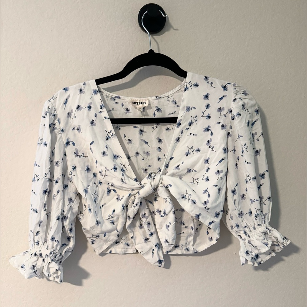 Dizzire Flower Crop Top Size M